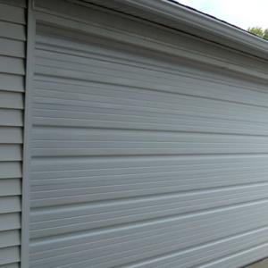 FAQ: What are the benefits of steel vs wood doors?